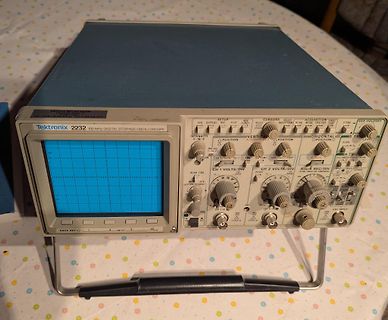 Tektronix 2232 Digital Storage Oscilloscope