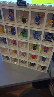 Lego DC Collection Figuren in Displayboxen