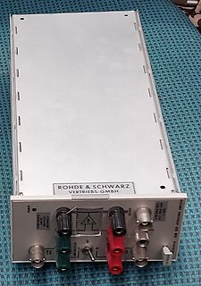 Rohde & Schwarz Netzgerät Rückseite