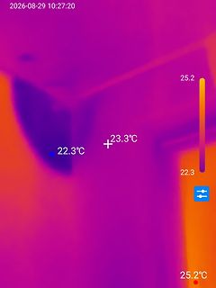 Wärmebildaufnahme mit Temperaturangaben