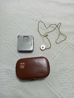 Philips Taschenradio mit Etui und Kopfhörer