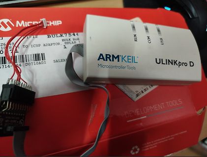 ARM Keil ULINKpro D Microcontroller Tools auf Verpackung