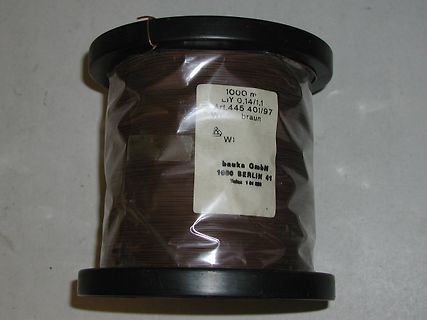 Spule mit Kabel auf Rolle