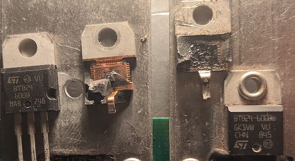 Defekte Leistungstransistoren auf einer Leiterplatte