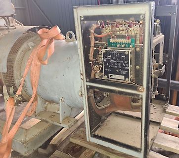 Elektrische Steuerungseinheit an einem Motor