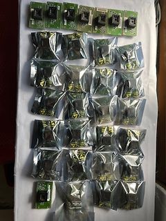 Leiterplatten und in Antistatikbeutel verpackte Module