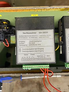Industrieller Vor/Rückzähler mit Anschlussbelegung