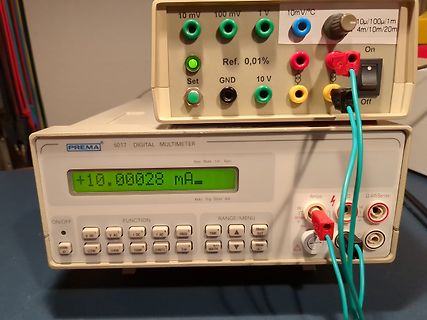 Digitalmultimeter und Präzisionsspannungsquelle