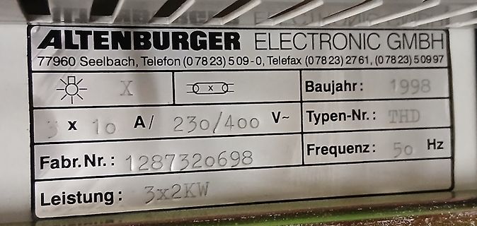 Typenschild eines elektrischen Geräts
