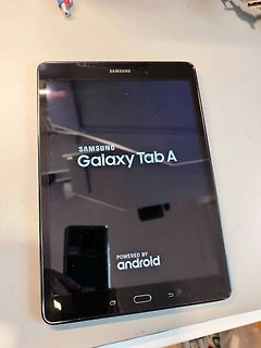 Samsung Galaxy Tab A Tablet auf Tisch