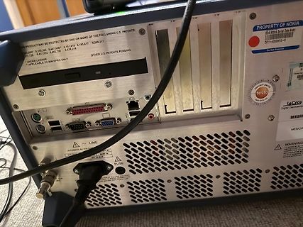 Rückseite eines LeCroy Oszilloskops