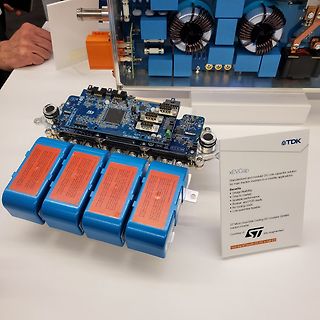 TDK xECap DC-Link Kondensator-Modul und Leistungselektronik