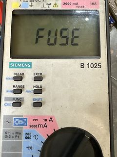 Siemens Multimeter mit FUSE-Fehlermeldung