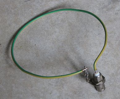 Kabel mit Stecker und Schalterelement