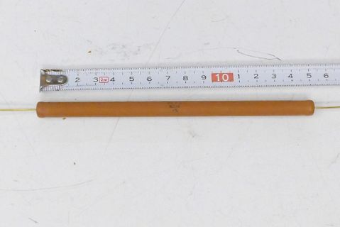 Maßstab mit Lineal und Holzstab