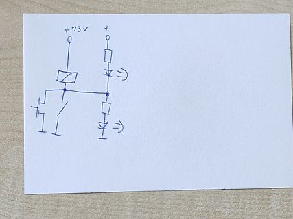 Handgezeichneter Schaltplan mit Dioden und Transistor