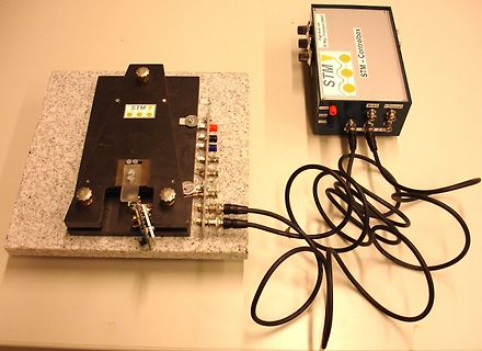 STM-Controlbox und STM-Tunnel Aufbau