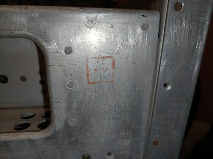 Metallgehäuse mit Markierung