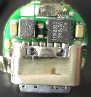 Nahaufnahme einer Leiterplatte mit integriertem USB-Anschluss