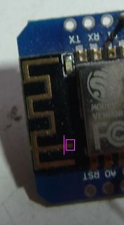 Nahaufnahme einer Leiterplatte mit Bluetooth-Modul