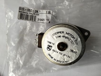 Schrittmotor Philips ID31 auf Plastikverpackung