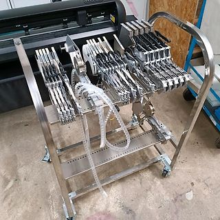 Mechanische Vorrichtung auf Rollwagen