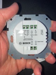 Bosch Anschlussbelegung eines Relais oder Schalters