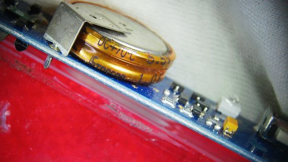 Knopfzellenbatterie auf Leiterplatte
