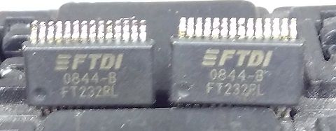 Zwei FT232RL ICs auf einer Platine