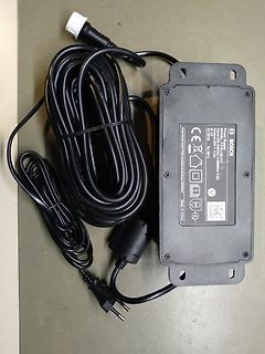 Bosch Netzteil mit Netzkabel