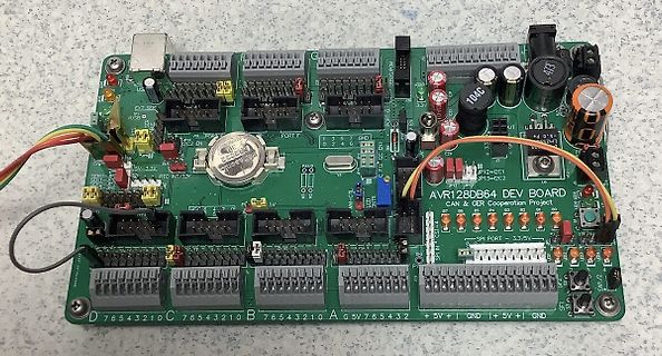 AVR128DB64 Development Board