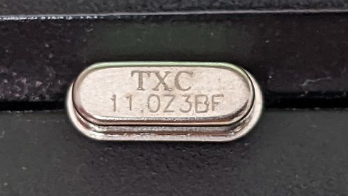 TXC Quarzoszillator 11,0Z3BF
