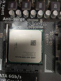 AMD A10-7800 Series CPU auf Mainboard
