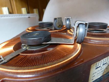 Detailaufnahme einer Spule mit Rollenlagerung