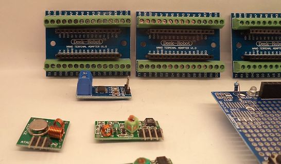 Diverse Leiterplatten und Nano Terminal Adapter