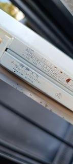 Typenschild eines elektronischen Bauteils