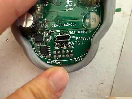 Innenansicht einer Logitech Leiterplatte