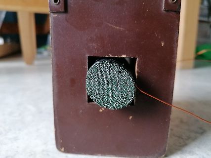Nahaufnahme eines Bauteils in einem Gehäuse