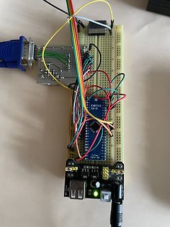 Aufbau mit Mikrocontroller auf Lochrasterplatine