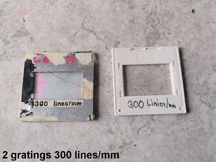 Zwei optische Gitter mit 300 Linien pro mm
