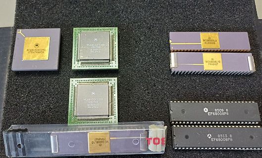 Verschiedene Motorola Mikroprozessoren und Chips