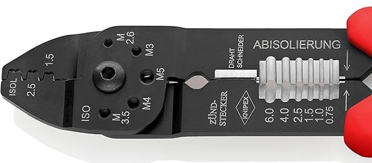 Nahaufnahme einer Knipex Abisolierzange