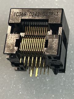 Elektrischer Steckverbinder mit Goldkontakten
