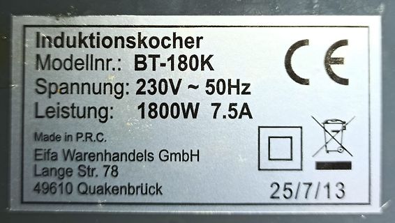 Typenschild eines Induktionskochers