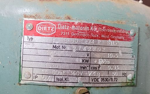 Typenschild eines Dietz Elektromotors