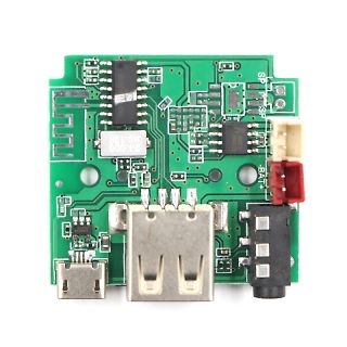 Leiterplatte mit USB-Anschluss und Mikrocontroller