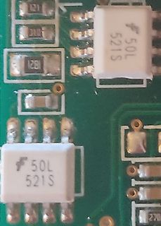 Nahaufnahme einer Leiterplatte mit SMD-Bauteilen