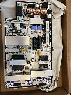 Bestückte Leiterplatte eines Netzteils