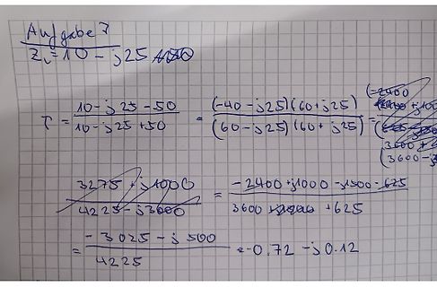 Handschriftliche mathematische Berechnung komplexer Zahlen
