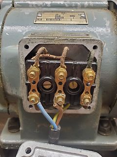 Anschlussklemmen eines Elektromotors